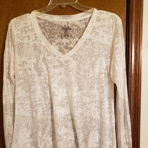 Top - Picture 1 of 1